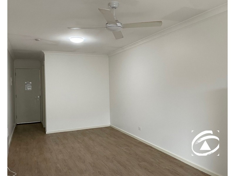 6/4 Cranbourne Drive, Cranbourne VIC 3977