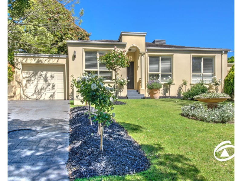 2/50 Peel Street, Berwick VIC 3806