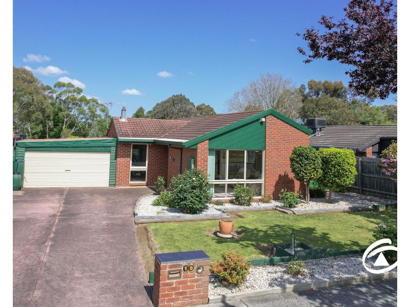 16 Ashfield Drive, Berwick VIC 3806