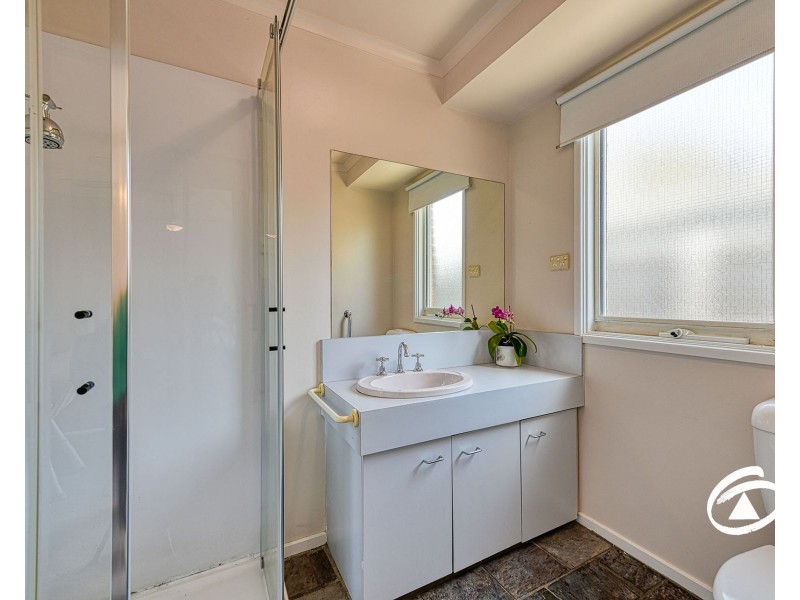 16 Ashfield Drive, Berwick VIC 3806