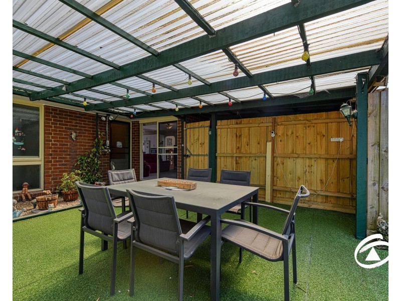 16 Ashfield Drive, Berwick VIC 3806