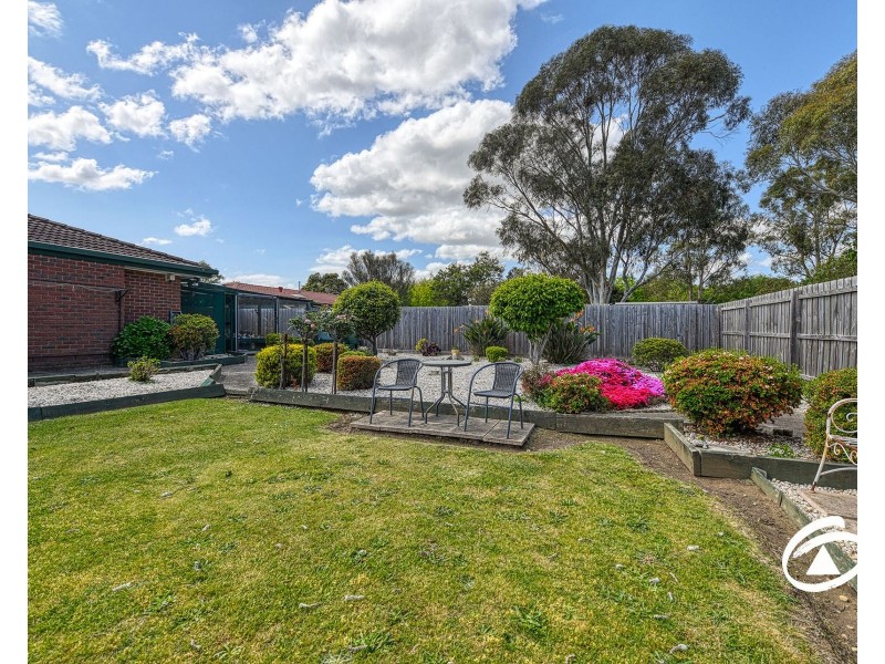 16 Ashfield Drive, Berwick VIC 3806