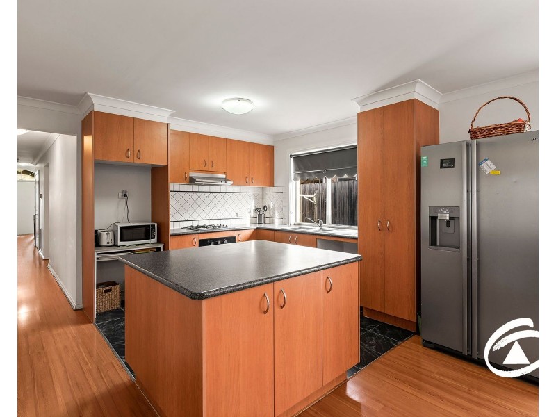 9 Wallingford Place, Narre Warren South VIC 3805