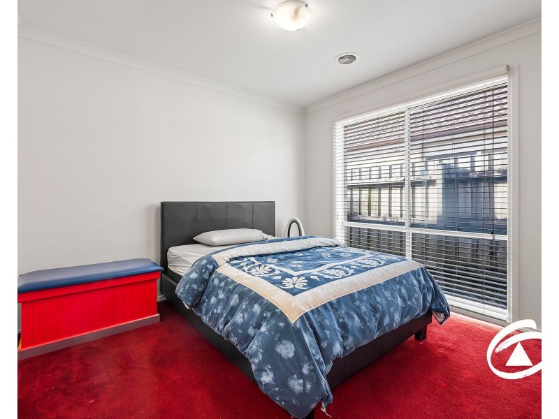 9 Wallingford Place, Narre Warren South VIC 3805