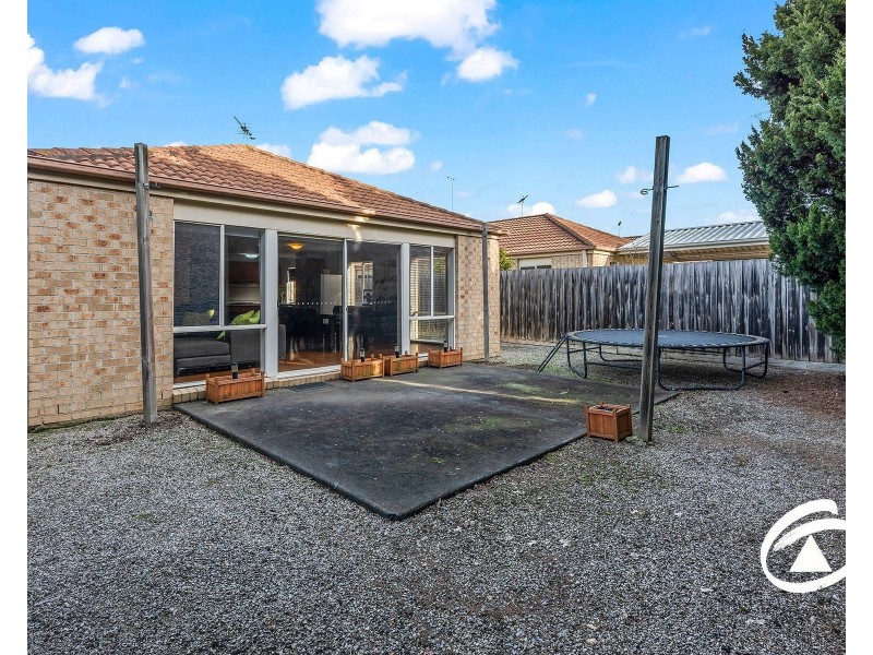 9 Wallingford Place, Narre Warren South VIC 3805