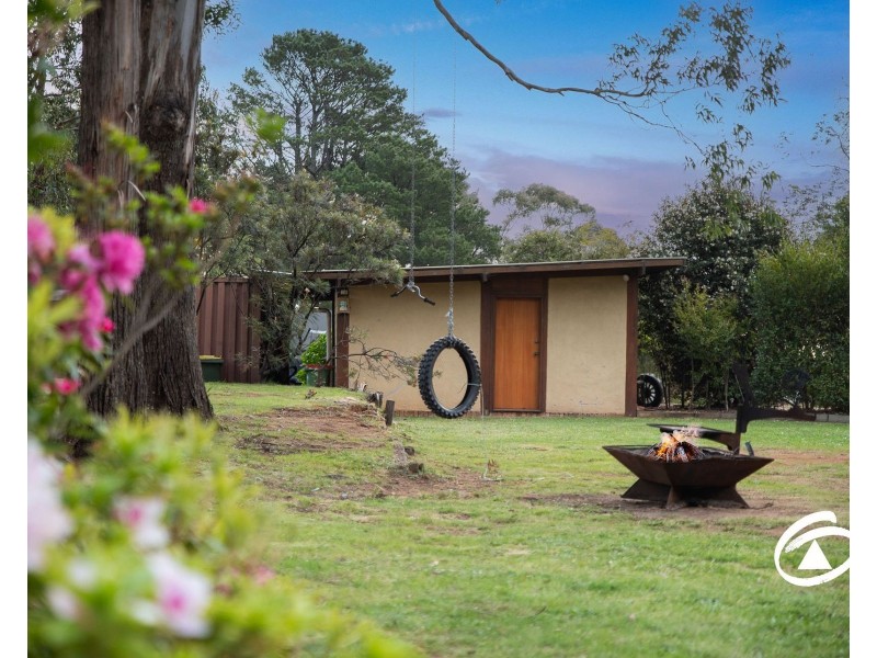 80 The Avenue, Gembrook VIC 3783