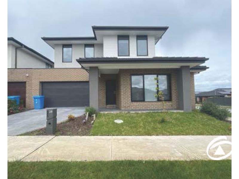 28 Amesbury Way, Clyde North VIC 3978