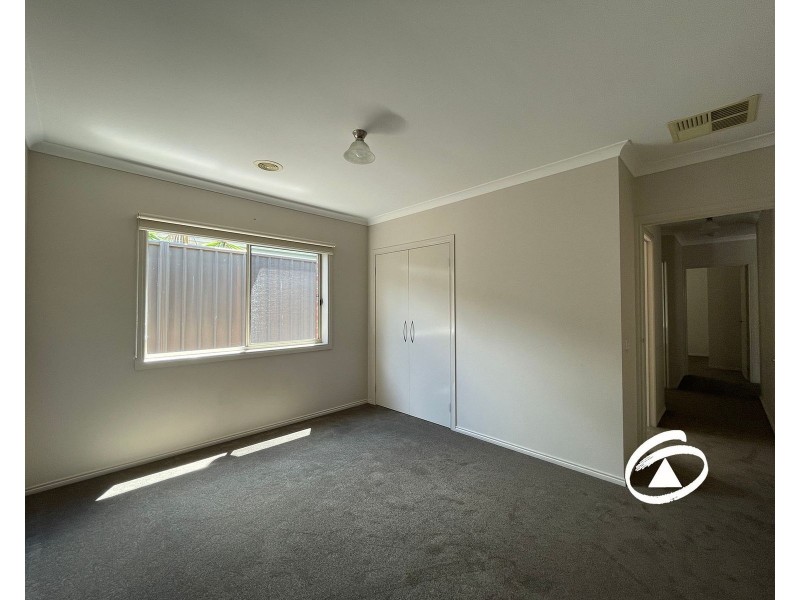 3 Sabel Drive, Cranbourne North VIC 3977