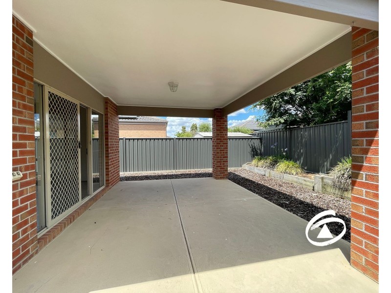 3 Sabel Drive, Cranbourne North VIC 3977