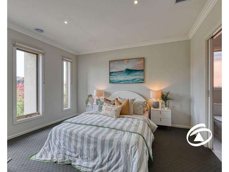 34 Denton Drive, Officer VIC 3809