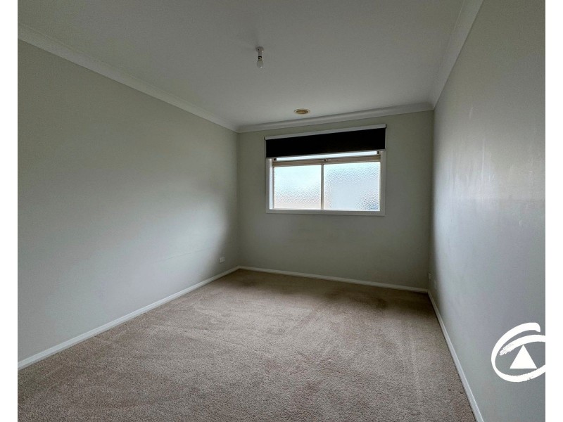 6 Eaglehawk Drive, Berwick VIC 3806