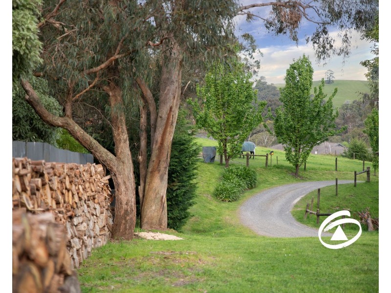 52 Patons Road, Macclesfield VIC 3782