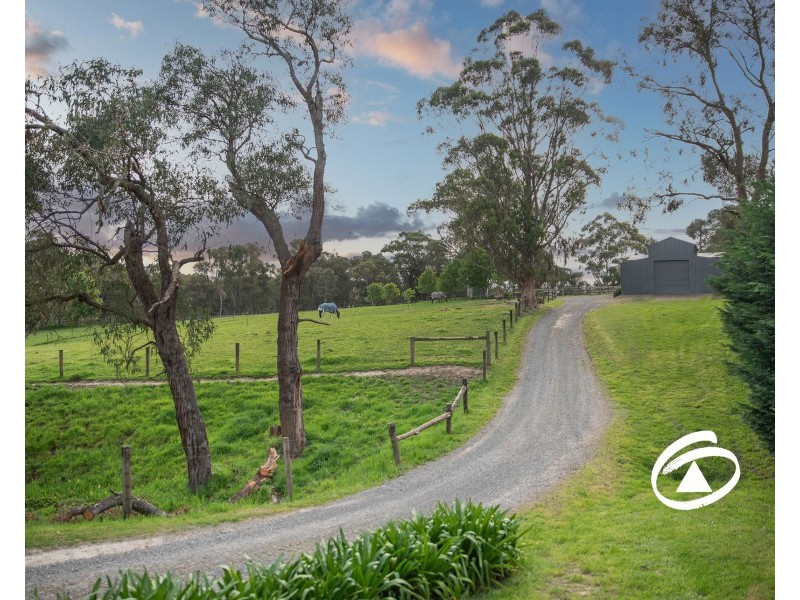 52 Patons Road, Macclesfield VIC 3782