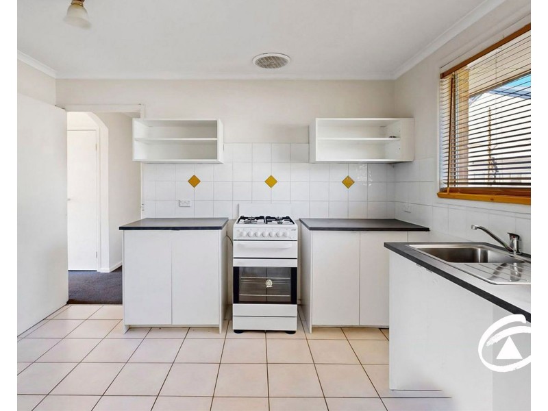 2 Sidney Street, Cranbourne VIC 3977