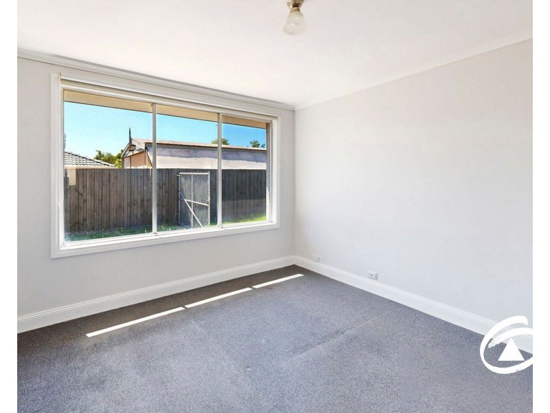 2 Sidney Street, Cranbourne VIC 3977