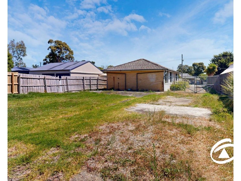 2 Sidney Street, Cranbourne VIC 3977