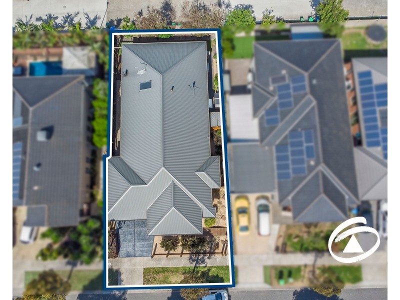 13 John Russell Road, Cranbourne West VIC 3977