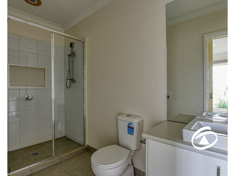 229 Pink Hill Boulevard, Officer VIC 3809