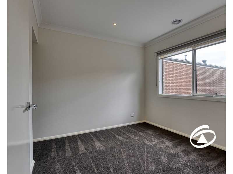 229 Pink Hill Boulevard, Officer VIC 3809