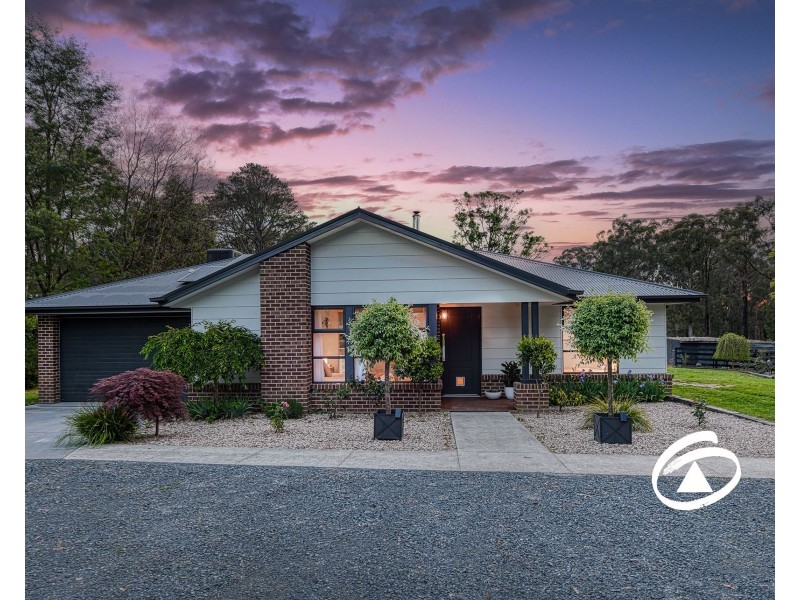 68 Fielder Road, Cockatoo VIC 3781