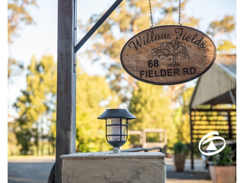 68 Fielder Road, Cockatoo VIC 3781