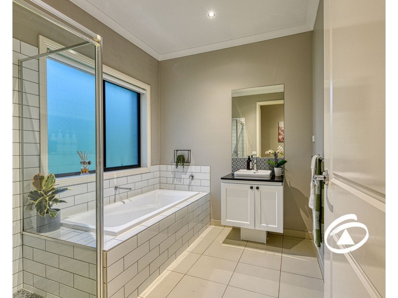 68 Fielder Road, Cockatoo VIC 3781