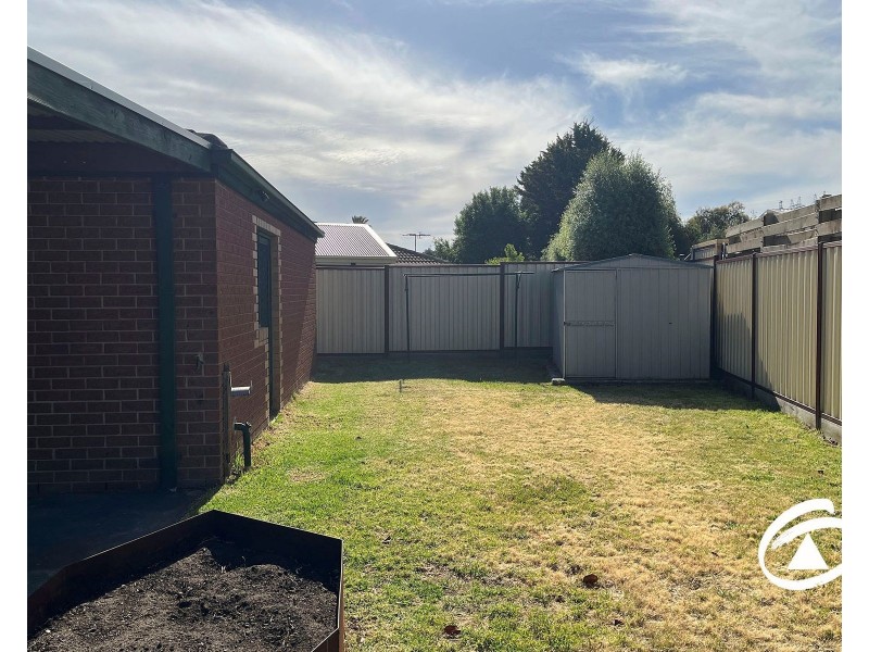 2 Susan Close, Narre Warren VIC 3805