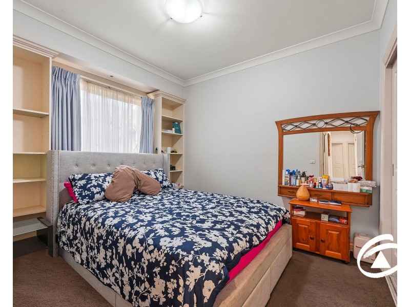 2 Ezard Close, Berwick VIC 3806