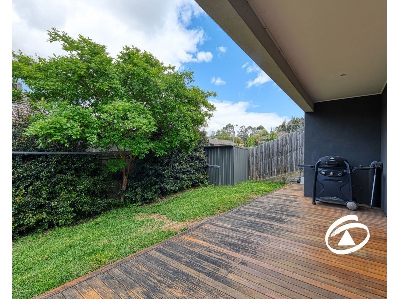 2 Tanika Lane, Narre Warren VIC 3805