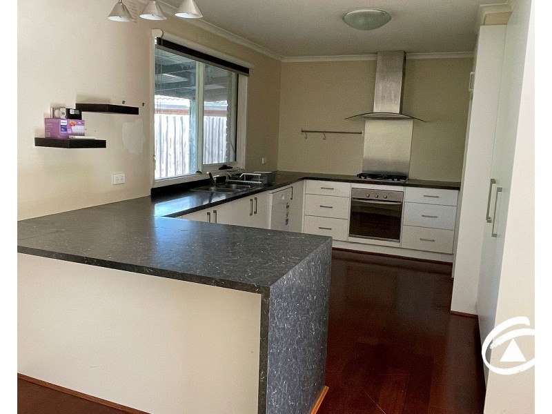 10 Cheviot Ave, Berwick VIC 3806