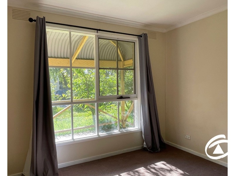 10 Cheviot Ave, Berwick VIC 3806