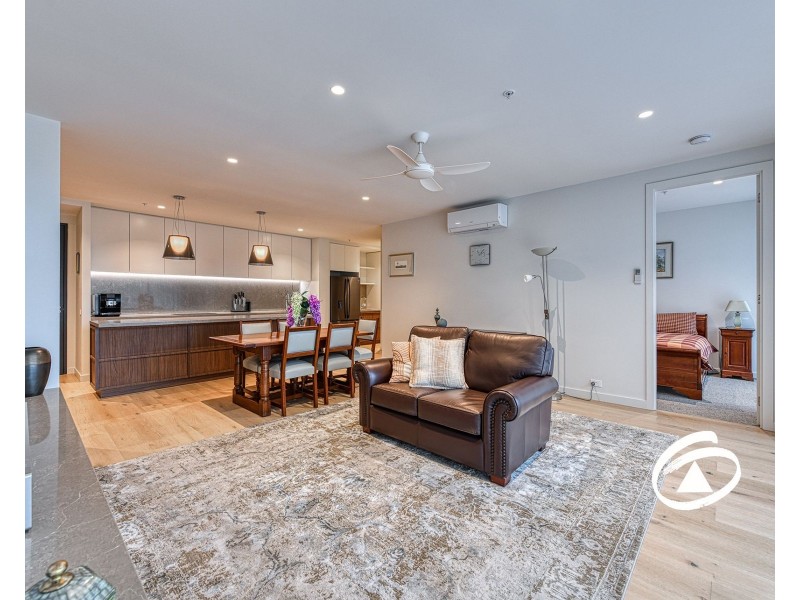 203/9 Gloucester Avenue, Berwick VIC 3806