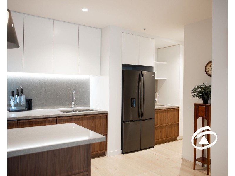 203/9 Gloucester Avenue, Berwick VIC 3806