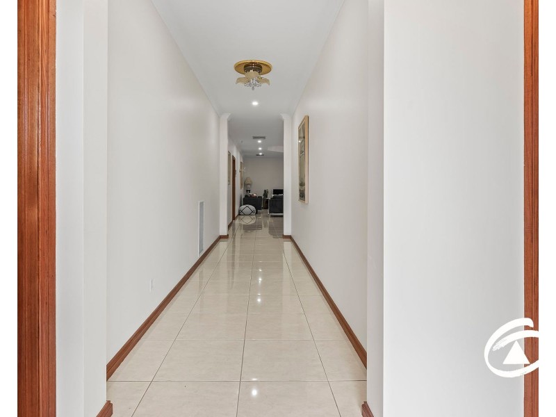 4 Livingstone Rise, Lynbrook VIC 3975