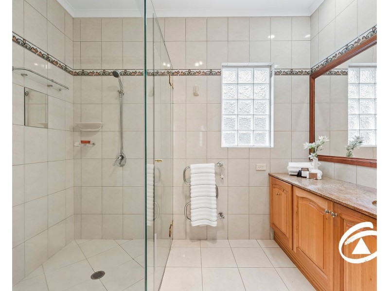 4 Livingstone Rise, Lynbrook VIC 3975