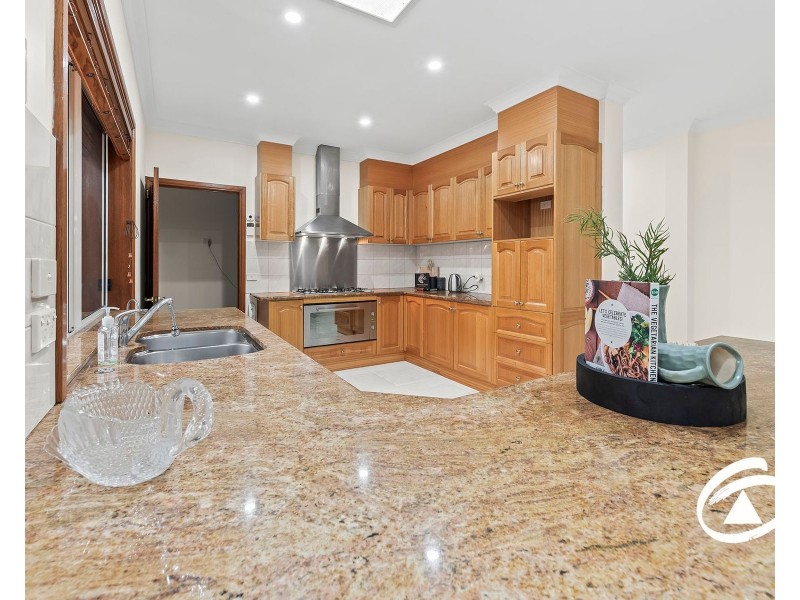 4 Livingstone Rise, Lynbrook VIC 3975