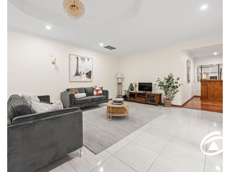 4 Livingstone Rise, Lynbrook VIC 3975