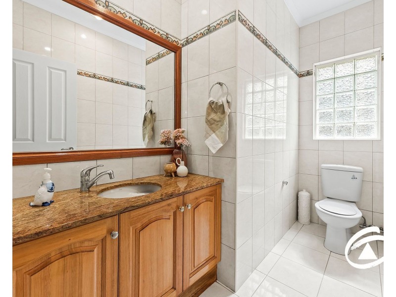 4 Livingstone Rise, Lynbrook VIC 3975