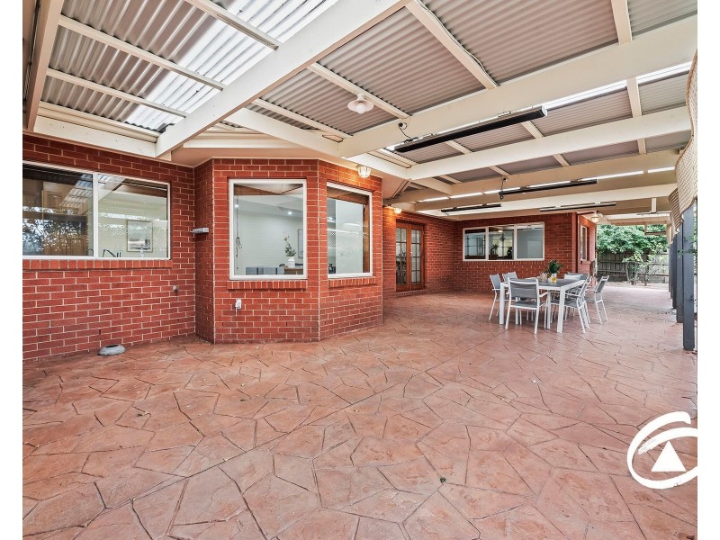 4 Livingstone Rise, Lynbrook VIC 3975