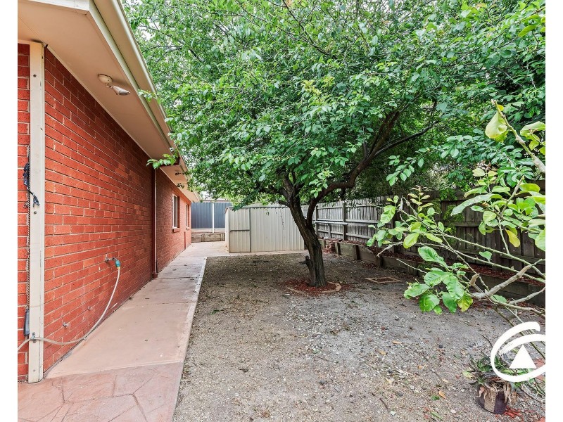4 Livingstone Rise, Lynbrook VIC 3975