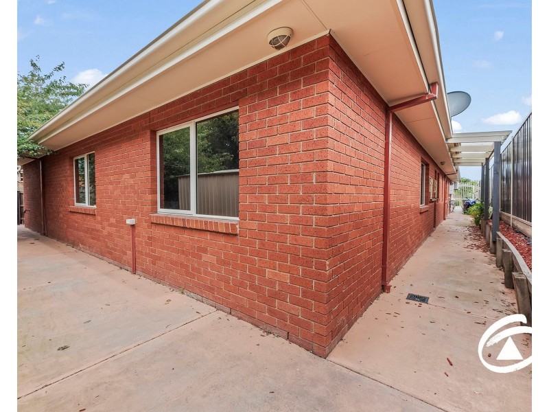 4 Livingstone Rise, Lynbrook VIC 3975