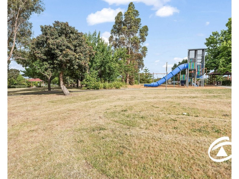 4 Livingstone Rise, Lynbrook VIC 3975