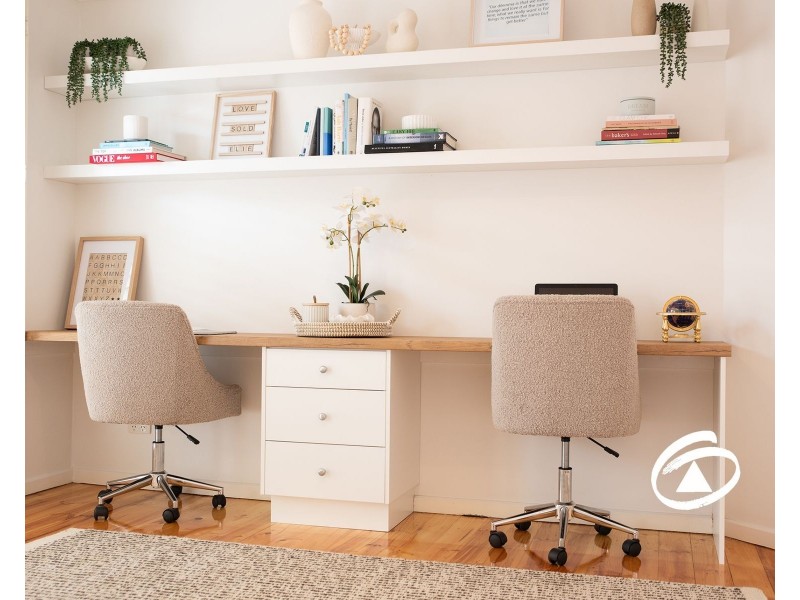 38 Avebury Drive, Berwick VIC 3806