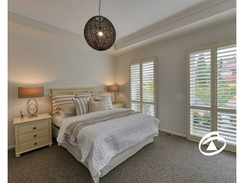 38 Avebury Drive, Berwick VIC 3806