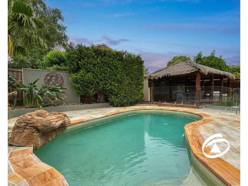 38 Avebury Drive, Berwick VIC 3806