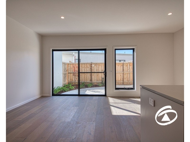 88 Aberfeldy Crescent, Cranbourne South VIC 3977
