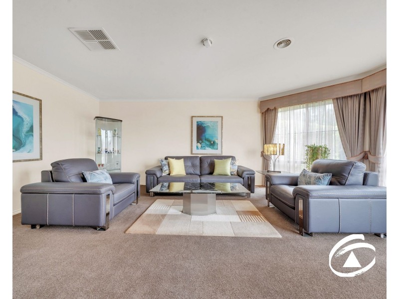 20 Highvale Crescent, Berwick VIC 3806