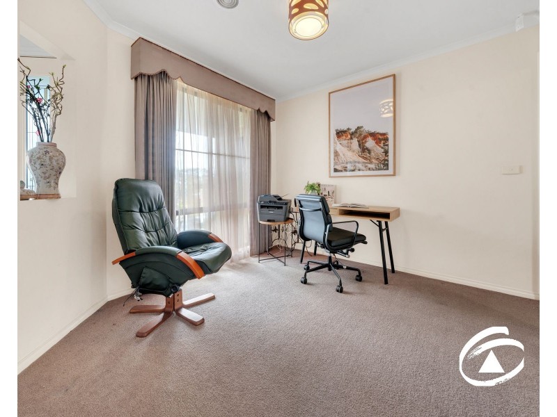 20 Highvale Crescent, Berwick VIC 3806