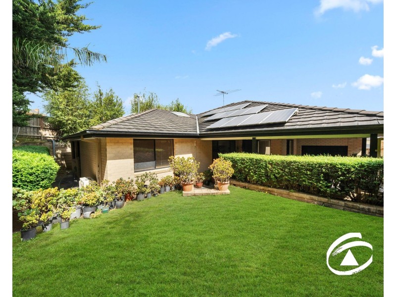 20 Highvale Crescent, Berwick VIC 3806