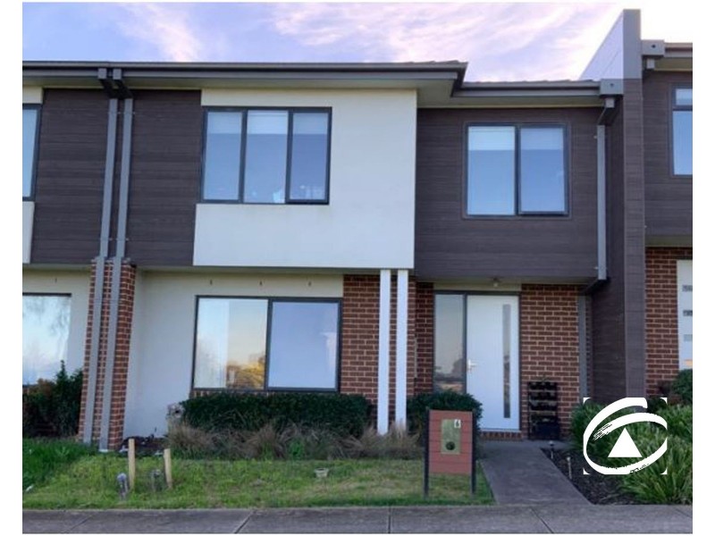 6 Todd Lane, Pakenham VIC 3810